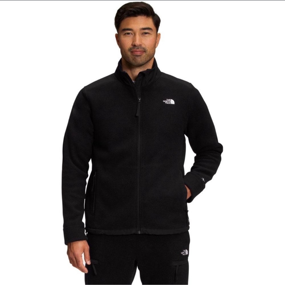The North Face Men's ALPINE POLARTEC 200
FULL ZIP FLEECE JACKET in TNF BLACK